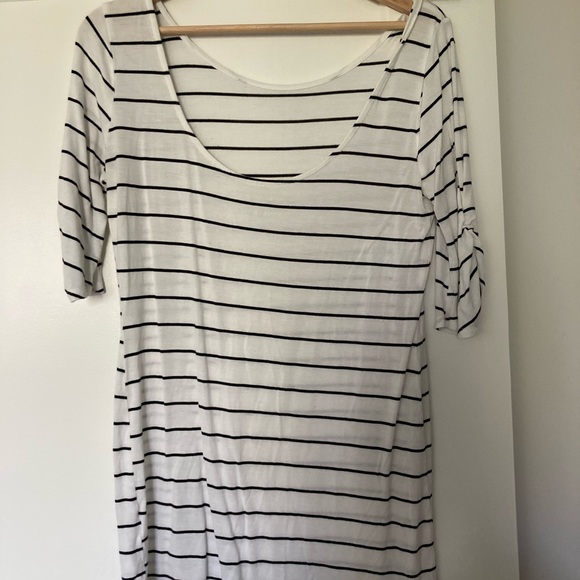 2 for $15 / Motherhood Maternity - Striped low back shirt - Picture 2 of 3